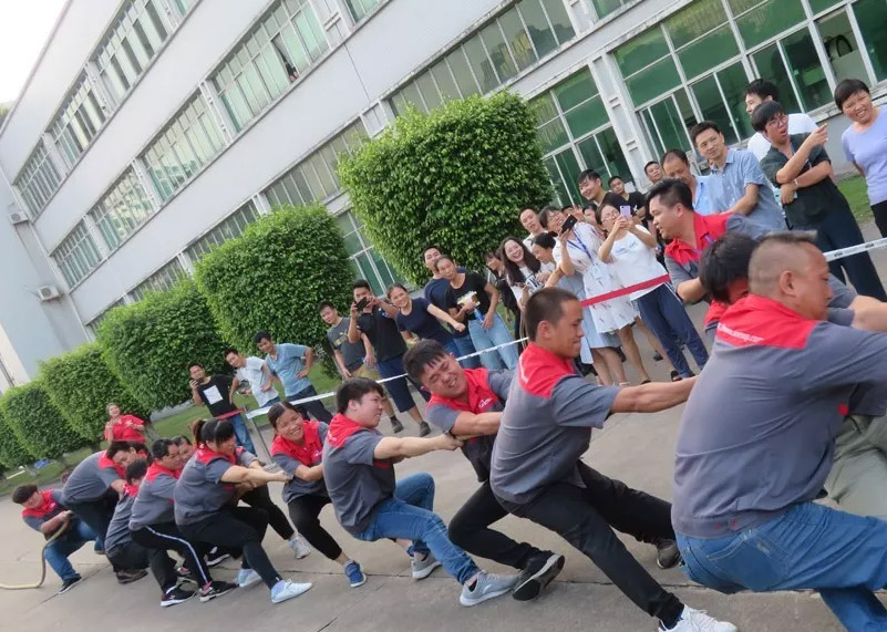 庆国庆 | 记BB贝博显示“党群杯”拔河比赛